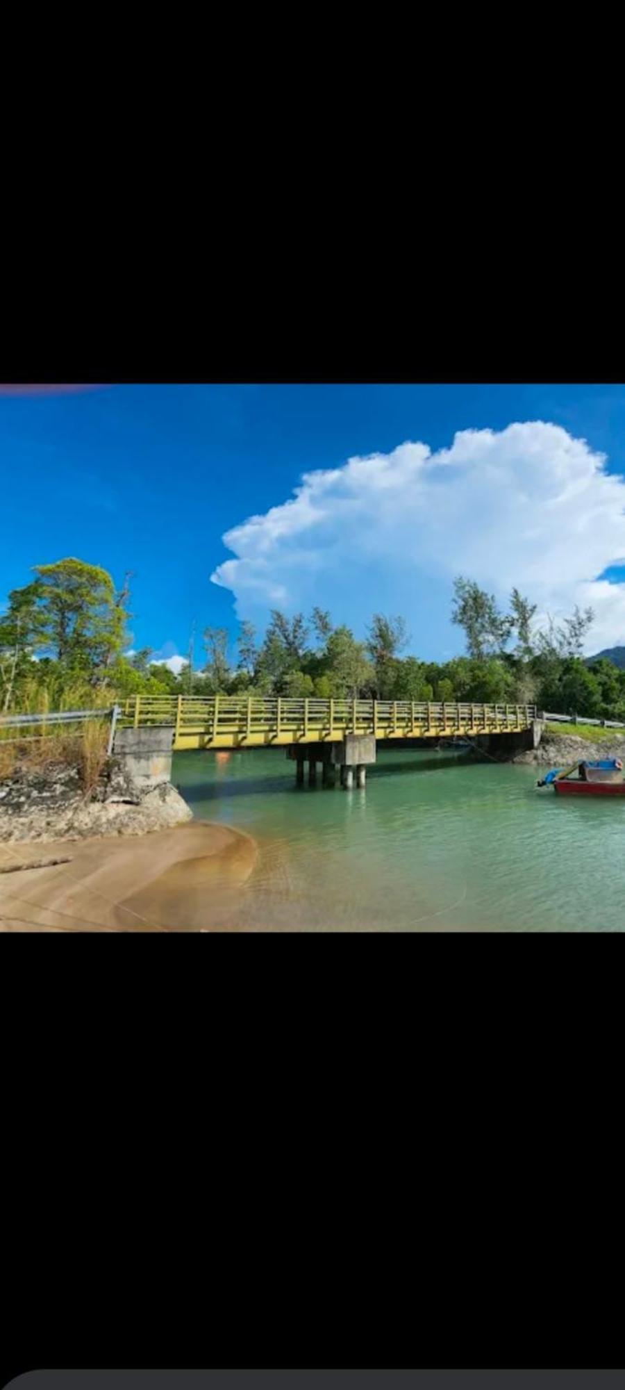 The Mangrove Vila Sematan Exterior foto